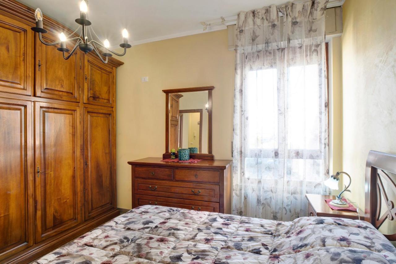 Casa Laura Elena Apartment San Bartolomeo Al Mare Exterior photo