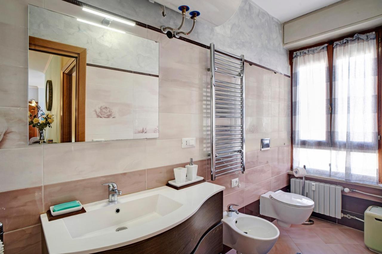 Casa Laura Elena Apartment San Bartolomeo Al Mare Exterior photo